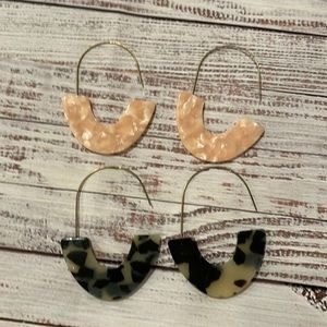 Earrings 2 pair
